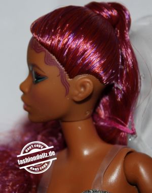 2021 Barbie Looks            HCB77, Model #7 (Tamika)