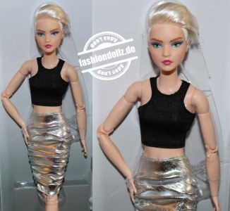 2021 Barbie Looks          HCB78, Model #9 (Andra)