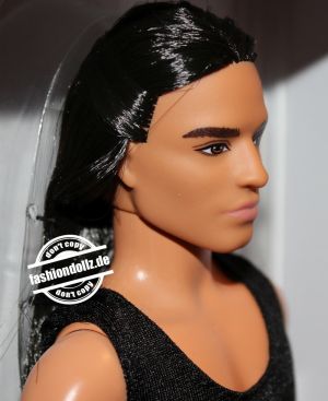 2021 Barbie Looks         HCB79, Model #9 (Cam)