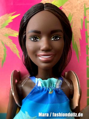 2021 Barbie loves the Ocean Doll #2  GRB37