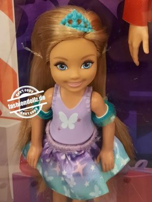 2021 Barbie in the Nutcracker -   Gitfset, Chelsea GXD61