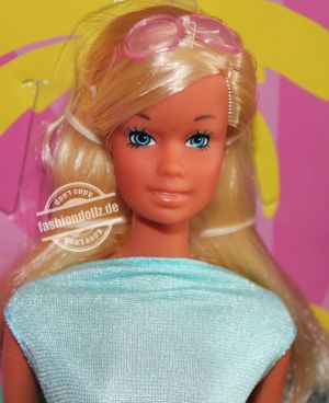 2021 Malibu Barbie Giftset,  Barbie #GTJ86