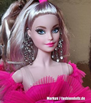 2021 Pink Collection - Pink Premiere Barbie GTJ76