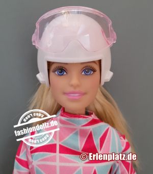 2021 You can be anything - Snowboarder Barbie HCN32