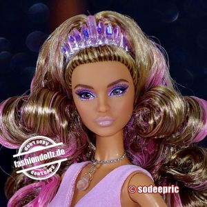 2022 Crystal Fantasy Collection Rose Quartz Barbie HCB95