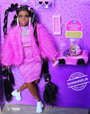 2022 Barbie Extra No. 14        #HHN06