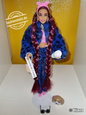 2022 Barbie Extra No. 17    #HHN09