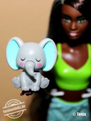 2022 Cutie Reveal Wave 4 Elephant Barbie #HKP98