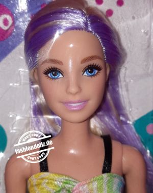 2022 Fashionistas Barbie #190