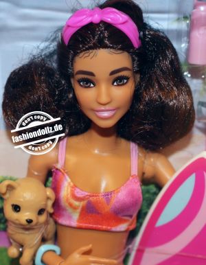 2023 Barbie Holiday - Surfer Barbie #HPL69