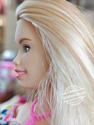 2023 Fashionistas #208 Barbie HJT05