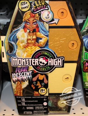 2023 Monster High - Skulltimate Secrets Fearidescent Cleo de Nile