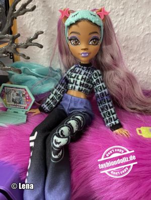 2023 Monster High Creepover Party Bedroom Draculaura & Clawdeen Playset #HPW80