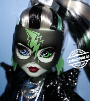 2023 Monster High Haunt Couture - Midnight Runway Frankie Stein #     HKY81