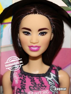 2023 Standard Fashion Barbie #HRH10