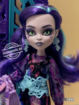 2024 Monster High - Skulltimate Secrets: Garden Mysteries Twyla #HYT74