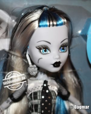 2025 Monster High - Reel Drama Frankie Stein     #HKN29