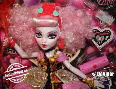 2025 Monster High - Scary Sweet Birthday Cupid Asteria     #JBG77