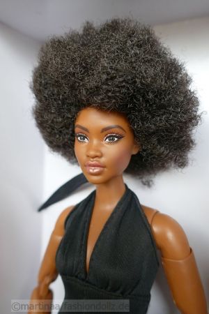 2021 Barbie Looks GTD91, Model #2