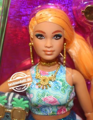 2022 Barbie Extra Fancy HHN14 