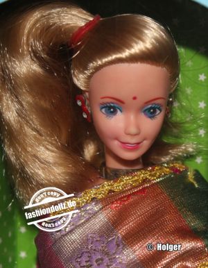 1993 Barbie in India, blonde #9910, Leo Mattel