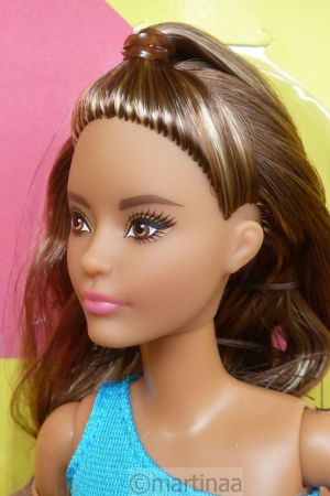 2023 Barbie Looks Model #15  HJW82