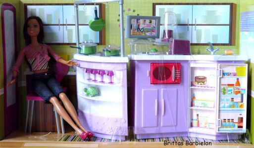 2008 My House - Kitchen L9484