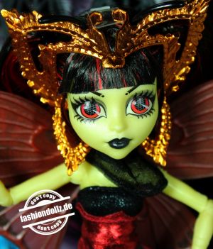 2015 Monster High Boo York, Boo York - Gala Ghoulfriends Luna Mothews  #CHW62