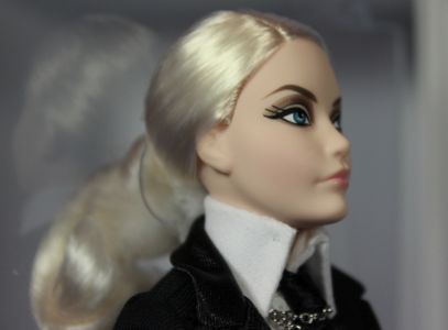 Ohne Brille - Karl Lagerfeld Barbie 2014 03