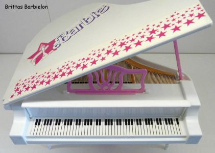 Piano Concert SuperStar Barbie Bild #06