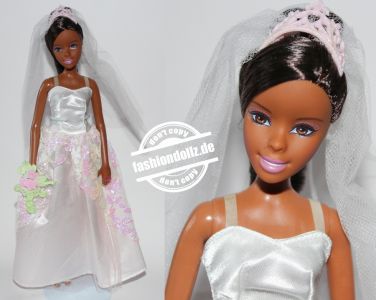 2007 Every girl's dream... Bride Barbie AA  K8583