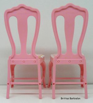Tische und Stühle von Mattel Bild #022