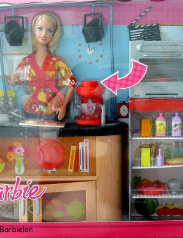 2008 I can be... TV Chef Barbie