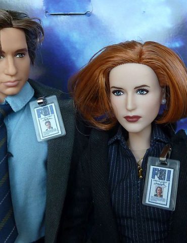 X-Files - Mulder & Scully Dolls