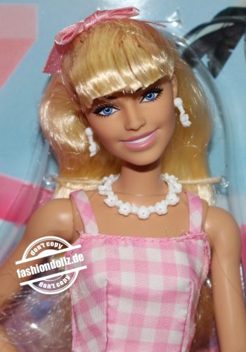 2023 Margot Robbie as Barbie #HPJ96