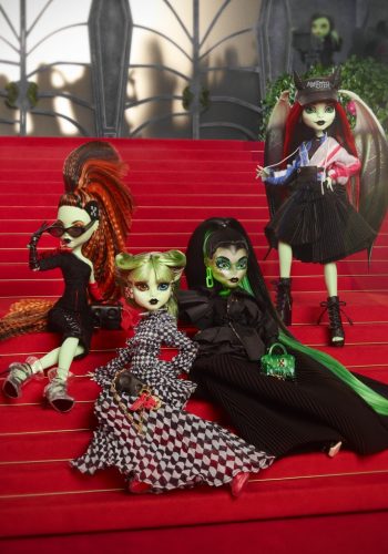 Off-White™ c/o Monster High Dolls