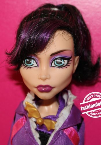 Headless Headmistress Bloodgood, Monster High Dolls by Mattel