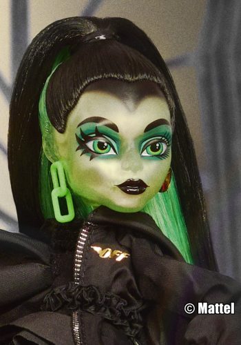 🕸 2024 Off-White™ c/o Monster High Symphanee Midnight Doll