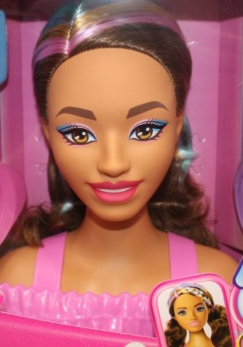 ©2020? Fashionistas Barbie #HBV16 Styling Head